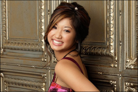 NYXPULHZDSKOWRDHQAT - brenda song