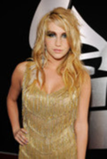 31528353_BDLEVWAOL - kesha
