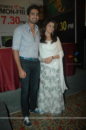 120657-rubina-and-avinash-at-media-meet-of-zee-tv-choti-bahu-at-jw-mar