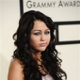 miley-cyrus-627371l-thumbnail_gallery