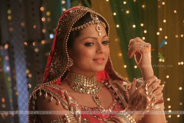 117215-geet-in-bridal-outfit - Drashti Dhami Akka Dr Muskaan Chadda