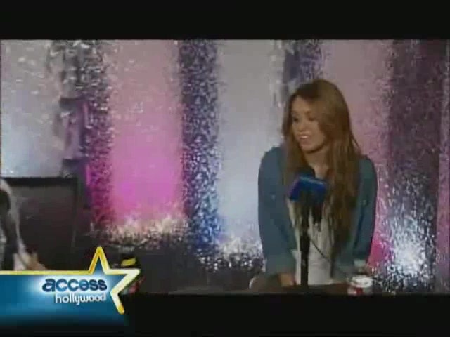 Miley Cyrus Interview Can&#39;t Be Tamed 0041 - 0-0Miley Cyrus Interview Cant Be Tamed