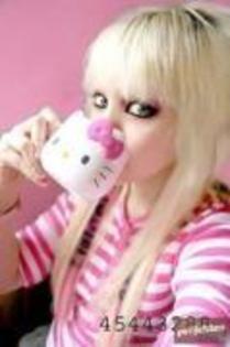 MGACPZNDNWTXZKPDCQV - poze emo