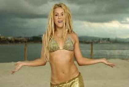 Shakira; gjhk
