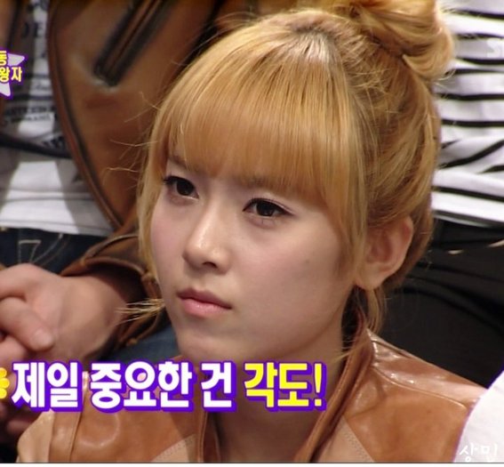 24811_378050268566_205806848566_3624833_2618603_n - Jessica