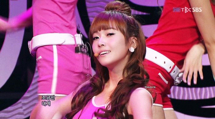 75326_459360363566_205806848566_5413205_6488814_n - Jessica