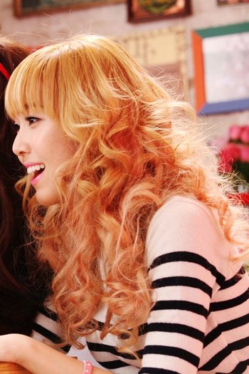 163059_475498223566_205806848566_5616856_1279545_n - Jessica