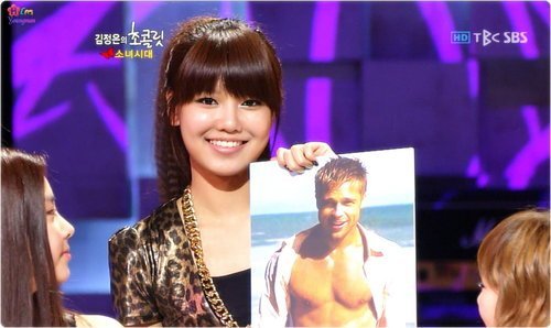 24211_384413743566_205806848566_3783356_1877718_n - Sooyoung