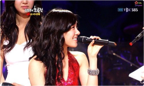 24211_384413613566_205806848566_3783332_3048873_n - Tiffany
