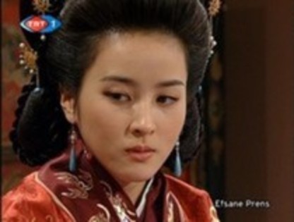 30388204_NFPHWIIID - legendele palatului printul jumong