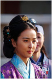 30388215_IQZLNTXME - legendele palatului printul jumong