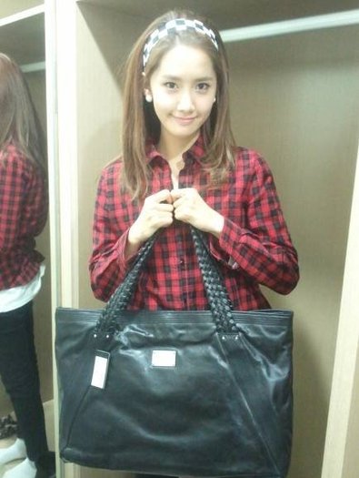 164997_481300878566_205806848566_5694431_5133697_n - Yoona