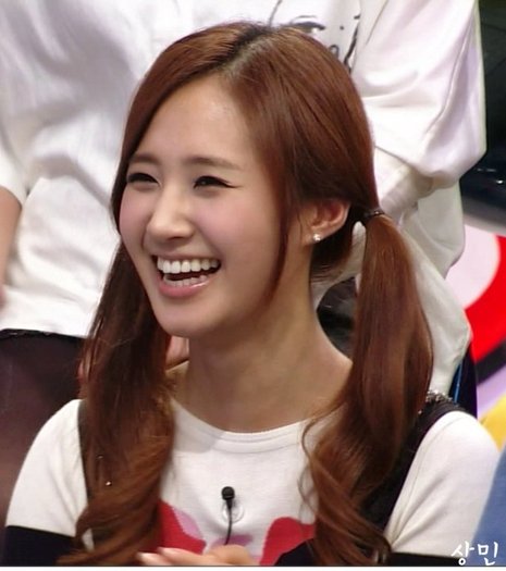 24811_378050348566_205806848566_3624848_7698143_n - Yuri