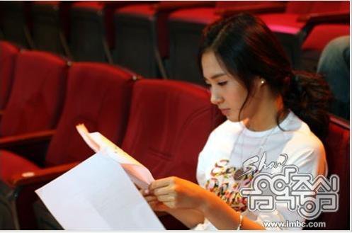 27102_387597163566_205806848566_3856097_5281440_n - Yuri