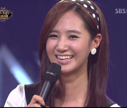 154950_469112498566_205806848566_5524837_1978969_n - Yuri