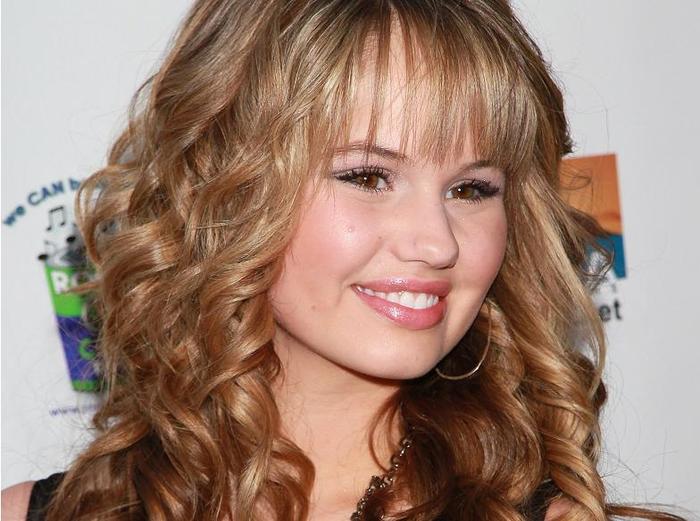 debby-ryan-16-kivansaga-07260918 - Poze Debby Ryan