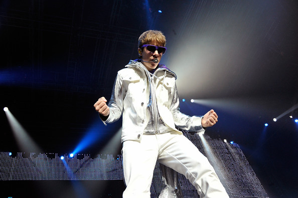 Justin+Bieber+Justin+Bieber+Performs+NIA+sz1gqclfZXtl - justin bieber