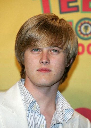 Lucas+Grabeel+8th+Annual+Teen+Choice+Awards+k48QQoCjOjSl - Lucas Grabeel