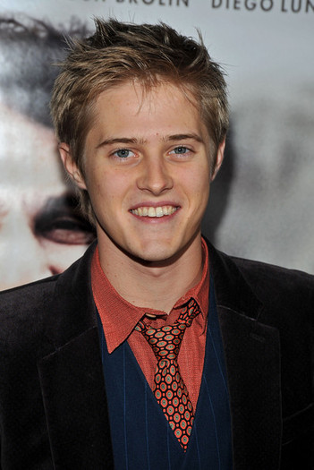 Lucas+Grabeel+Los+Angeles+Premiere+Focus+Features+paRrZbB8dbIl - Lucas Grabeel