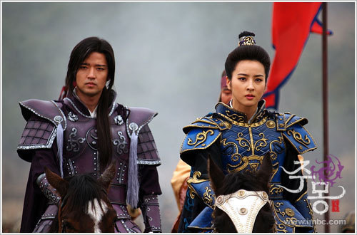 32425338_ZHUCUYONB - Printul Jumong