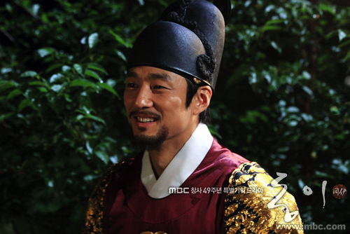 4904090055_e51d95b465