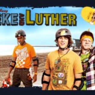 zeke_luther640-155x155[1] - Zack si Luther