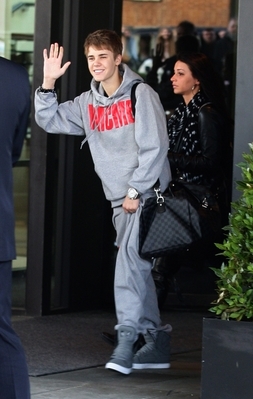  - 2011 Leaving His Hotel In Birmingham March 4th