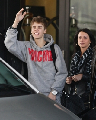  - 2011 Leaving His Hotel In Birmingham March 4th