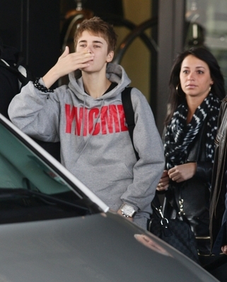  - 2011 Leaving His Hotel In Birmingham March 4th