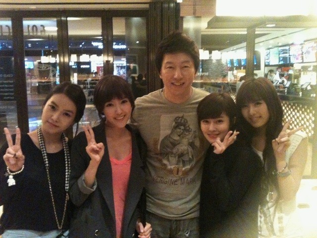 hyomin-twitter-selca-t-ara-tiara-17904390-640-480 - z - T-ara