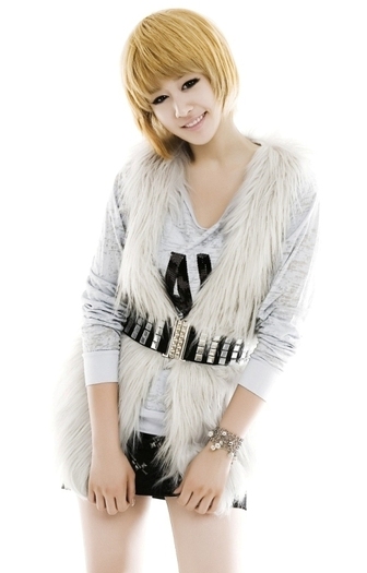 Tiara-Pretty-Girls-t-ara-tiara-17239240-499-780