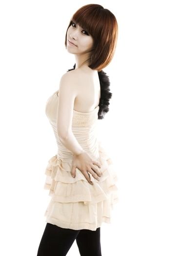 Tiara-Pretty-Girls-t-ara-tiara-17240671-550-787
