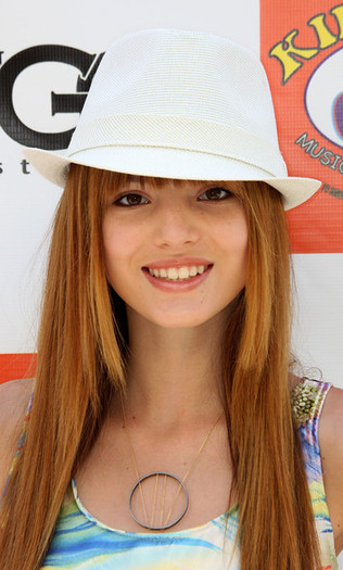 Bella+Thorne+4th+Annual+Kidstock+Music+Arts+MU0YIAnbUNil - Bella Thorne