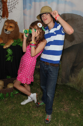 Bella+Thorne+Kodak+21st+Annual+Time+Heroes+fZb7EcGX8Bzl - Bella Thorne