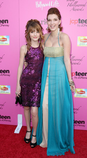 Bella+Thorne+12th+Annual+Young+Hollywood+Awards+IzUFVRyGVSUl - Bella Thorne