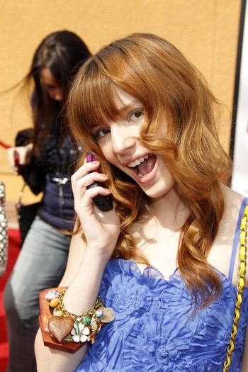Bella+Thorne+How+Train+Dragon+Los+Angeles+u0-TTcGYTbBl - Bella Thorne