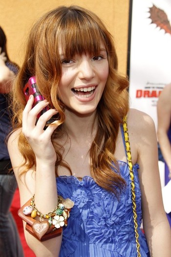 Bella+Thorne+How+Train+Dragon+Los+Angeles+ww7xwvKjJChl