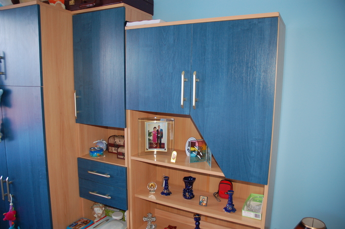 mobila camera DARIUS