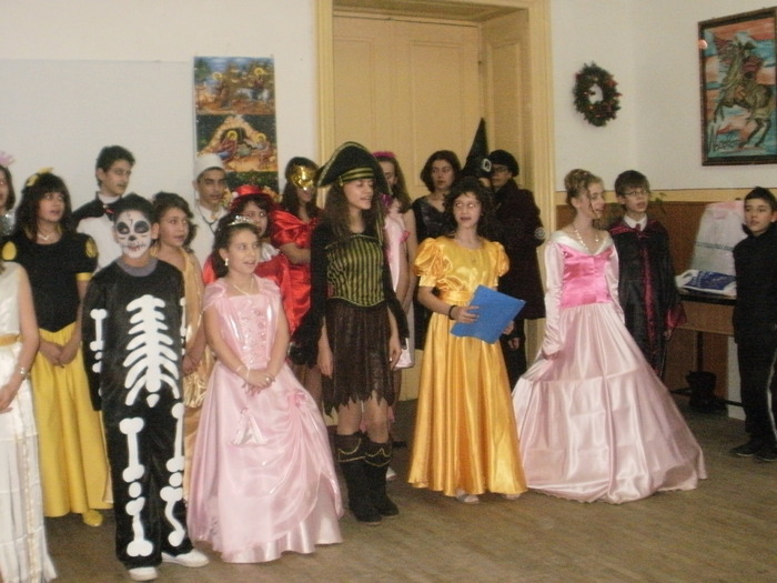 050 - Halloween clasa a Va A 2010