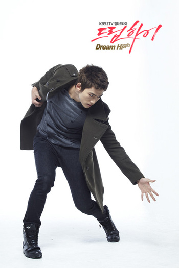 185002014l - Dream High