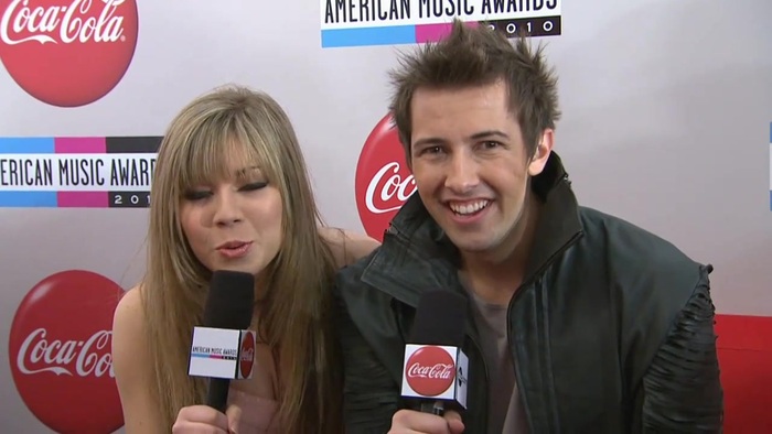 2010 Red Carpet Interview (American Music Awards) 010 - 0-0 2010 Red Carpet Interview American Music Awards
