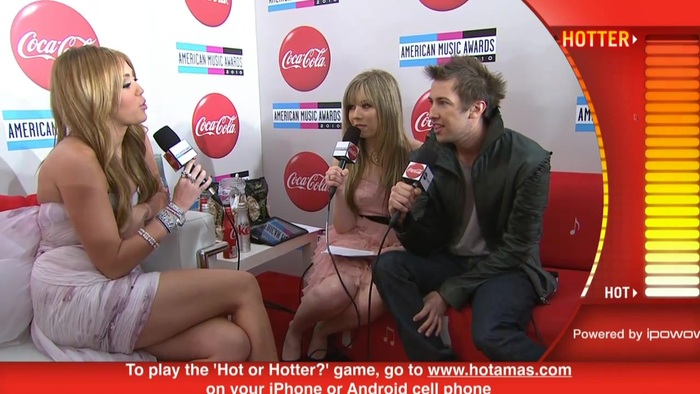 2010 Red Carpet Interview (American Music Awards) 118