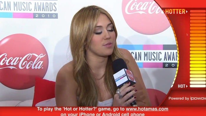 2010 Red Carpet Interview (American Music Awards) 123