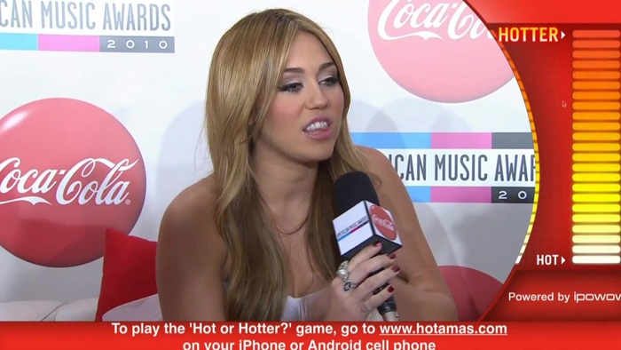 2010 Red Carpet Interview (American Music Awards) 133