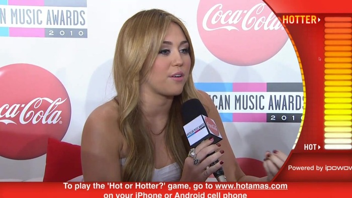 2010 Red Carpet Interview (American Music Awards) 152