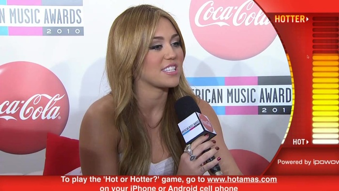 2010 Red Carpet Interview (American Music Awards) 173
