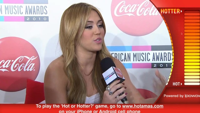 2010 Red Carpet Interview (American Music Awards) 179
