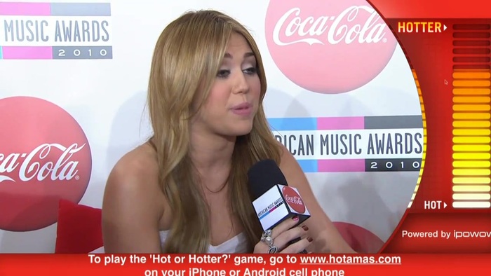 2010 Red Carpet Interview (American Music Awards) 203