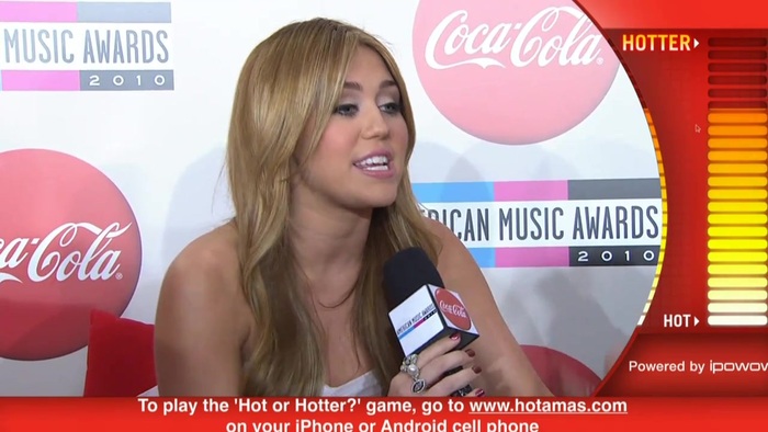 2010 Red Carpet Interview (American Music Awards) 204