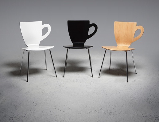 scaun-in-forma-de-ceasca-1